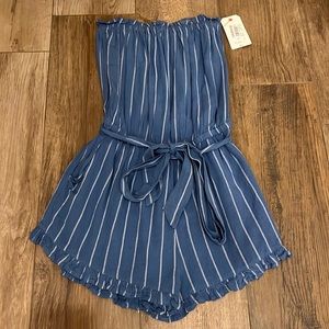 Strapless blue and white striped billabong romper